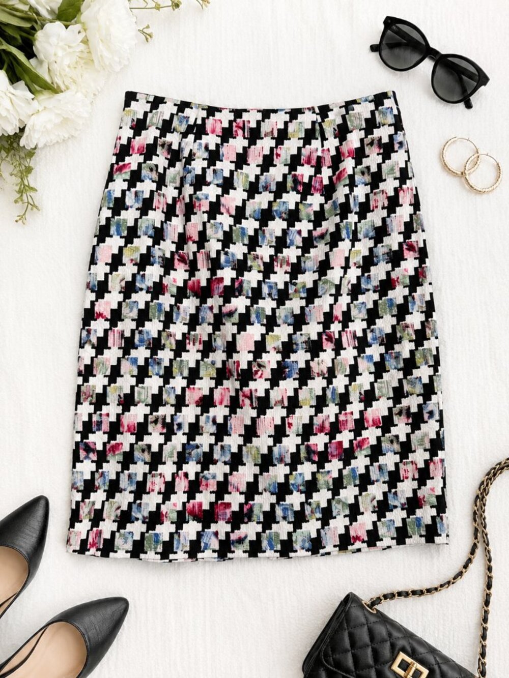 White House Black Market Pencil Skirt Size 4 Geometric Print Career Skirt